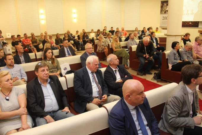 Zdjęcie nr 5 z galerii O Górnośląsko-Zagłębiowskiej Metropolii w WSB 