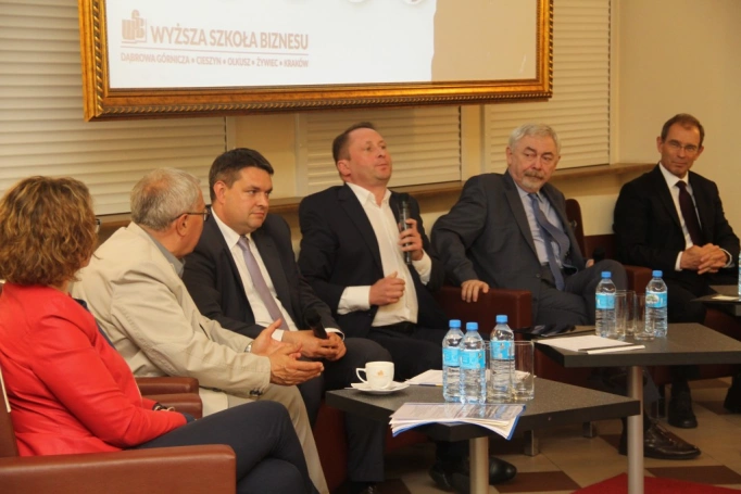 Zdjęcie nr 22 z galerii O Górnośląsko-Zagłębiowskiej Metropolii w WSB 