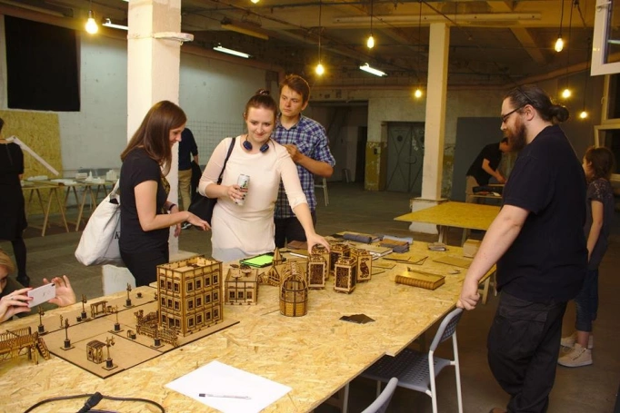 Zdjęcie nr 12 z galerii Międzynarodowy projekt badawczy dla Fablabów z całej Polski z udziałem WSB