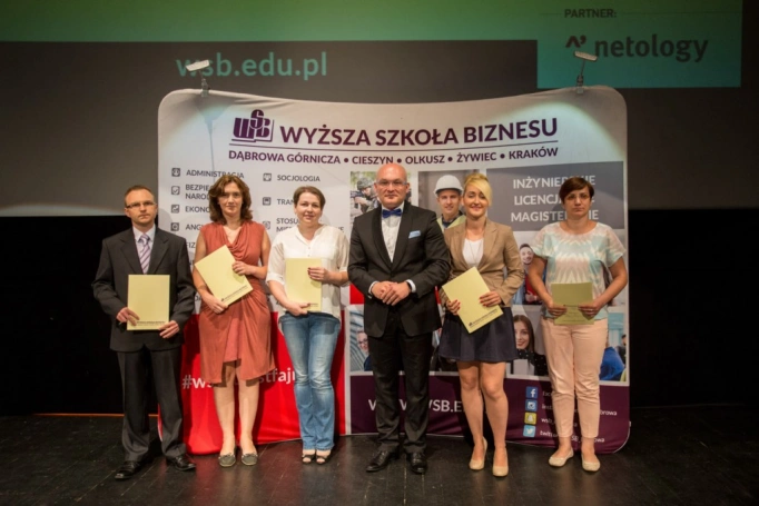 Zdjęcie nr 51 z galerii Maja i Andrzej Sikorowscy na gali zakończenia studiów podyplomowych 