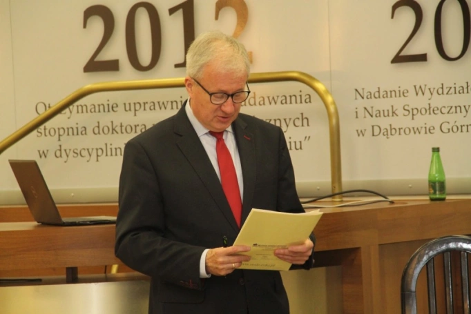 Zdjęcie nr 1 z galerii Publiczna obrona rozprawy doktorskiej mgr inż. Jerzego Bara 