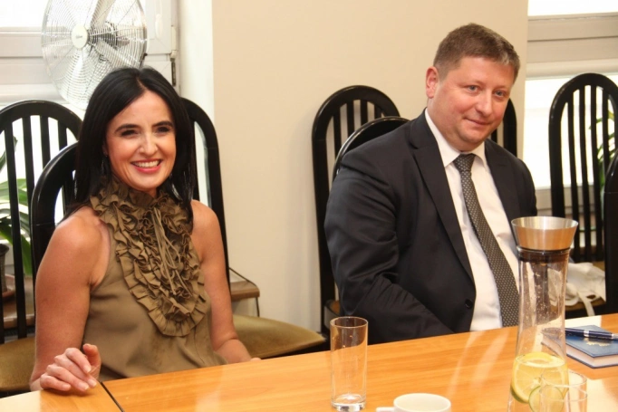 Zdjęcie nr 1 z galerii Spotkanie z przedstawicielami Fundacji Polonii Gospodarczej Świata