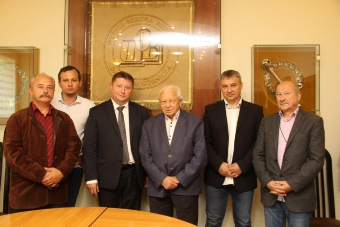 Zdjęcie nr 4 z galerii Spotkanie z przedstawicielami Fundacji Polonii Gospodarczej Świata