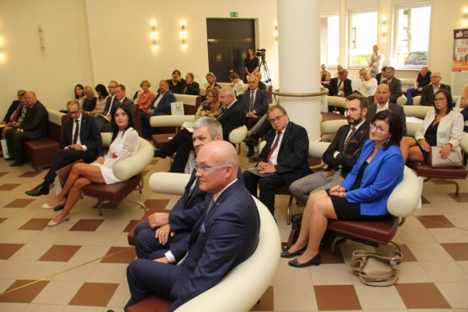 Zdjęcie nr 14 z galerii "Weekend po czesku" w WSB: seminarium o współpracy polsko-czeskiej