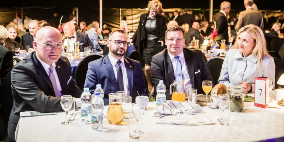 Zdjęcie nr 19 z galerii JM Rektor WSB otrzymała Statuetkę Ambasador "Marka-Śląskie"