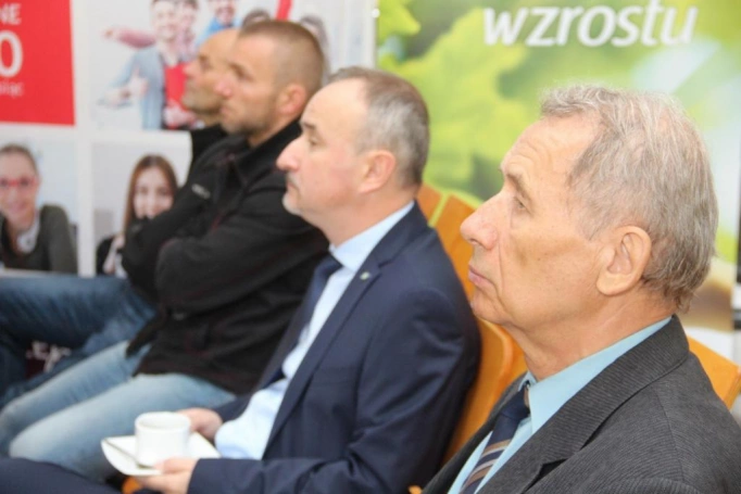 Zdjęcie nr 9 z galerii Seminarium „Kolejowe przewozy regionalne w zintegrowanym systemie transportowym. Prawo. Technika. Bezpieczeństwo”
