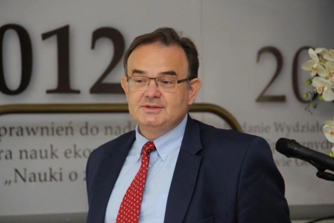Zdjęcie nr 15 z galerii Seminarium „Kolejowe przewozy regionalne w zintegrowanym systemie transportowym. Prawo. Technika. Bezpieczeństwo”