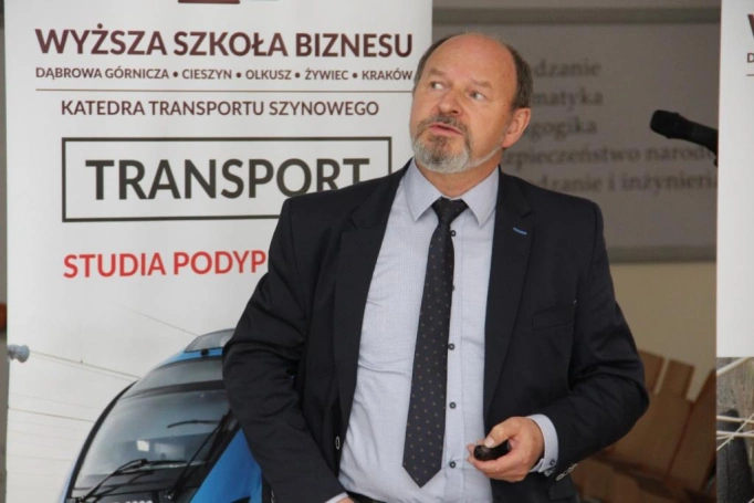 Zdjęcie nr 25 z galerii Seminarium „Kolejowe przewozy regionalne w zintegrowanym systemie transportowym. Prawo. Technika. Bezpieczeństwo”