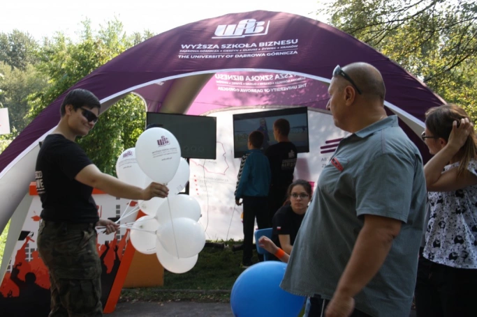 Zdjęcie nr 10 z galerii WSB na Śląskim Festynie Służb Mundurowych!