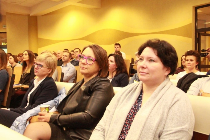 Zdjęcie nr 7 z galerii Wstęp do psychologii przywództwa. Wykład dra Mateusza Grzesiaka