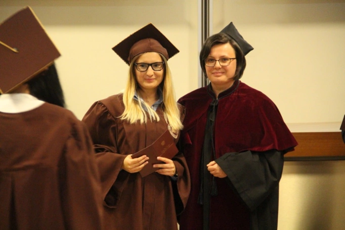 Zdjęcie nr 79 z galerii Absolwenci studiów inżynierskich oraz licencjackich odebrali dyplomy