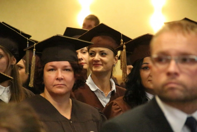 Zdjęcie nr 13 z galerii Gala wręczenia dyplomów absolwentom studiów magisterskich za nami 