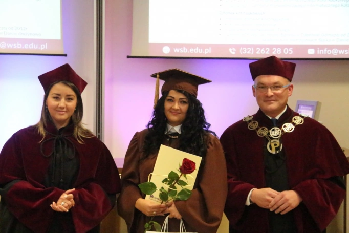 Zdjęcie nr 29 z galerii Gala wręczenia dyplomów absolwentom studiów magisterskich za nami 