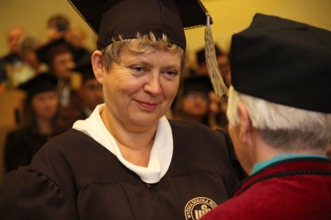 Zdjęcie nr 47 z galerii Gala wręczenia dyplomów absolwentom studiów magisterskich za nami 