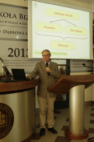 Zdjęcie nr 24 z galerii 26. Ogólnopolskie Sympozjum Naukowe „Człowiek-Media-Edukacja”