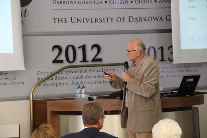 Zdjęcie nr 22 z galerii 26. Ogólnopolskie Sympozjum Naukowe „Człowiek-Media-Edukacja”
