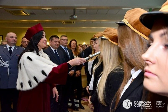 Zdjęcie nr 36 z galerii XXIII Inauguracja Roku Akademickiego w Wyższej Szkole Biznesu w Dąbrowie Górniczej