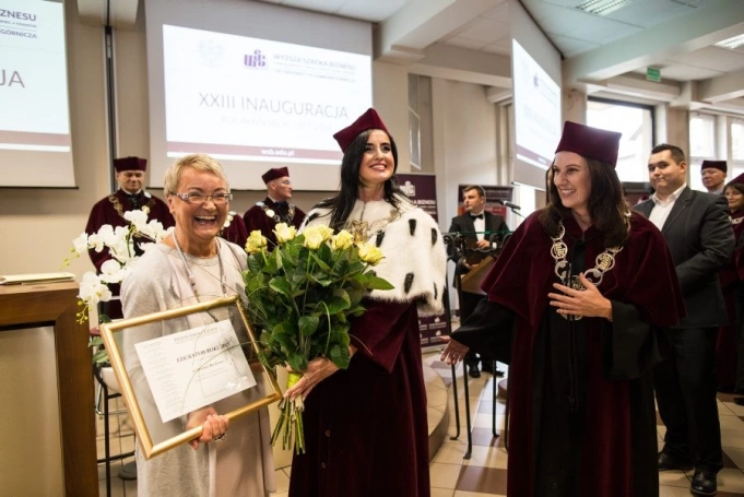 Zdjęcie nr 57 z galerii XXIII Inauguracja Roku Akademickiego w Wyższej Szkole Biznesu w Dąbrowie Górniczej
