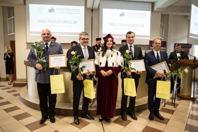 Zdjęcie nr 71 z galerii XXIII Inauguracja Roku Akademickiego w Wyższej Szkole Biznesu w Dąbrowie Górniczej
