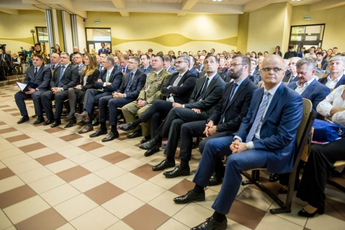Zdjęcie nr 20 z galerii XXIII Inauguracja Roku Akademickiego w Wyższej Szkole Biznesu w Dąbrowie Górniczej