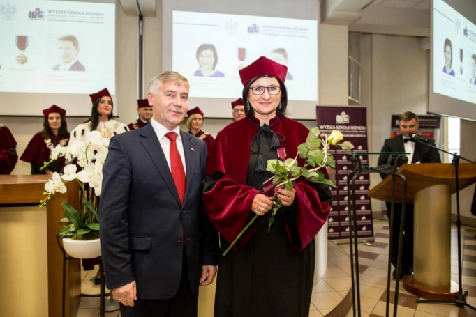 Zdjęcie nr 67 z galerii XXIII Inauguracja Roku Akademickiego w Wyższej Szkole Biznesu w Dąbrowie Górniczej
