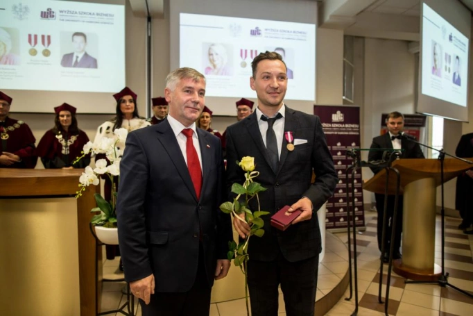 Zdjęcie nr 70 z galerii XXIII Inauguracja Roku Akademickiego w Wyższej Szkole Biznesu w Dąbrowie Górniczej