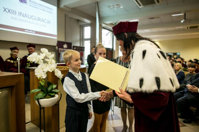 Zdjęcie nr 72 z galerii XXIII Inauguracja Roku Akademickiego w Wyższej Szkole Biznesu w Dąbrowie Górniczej