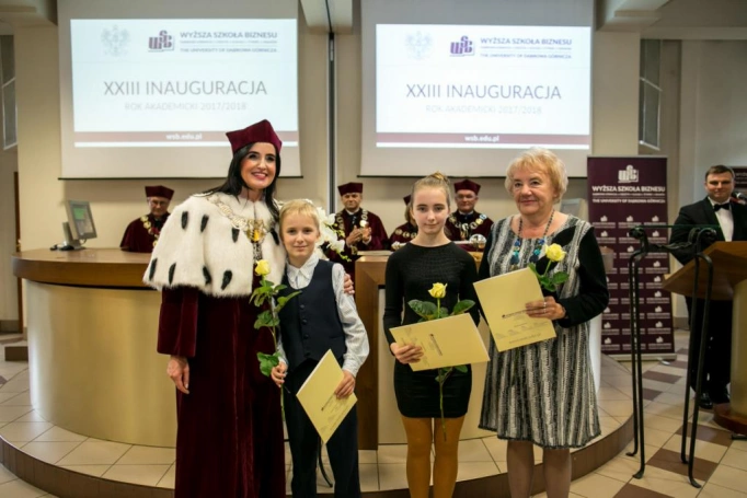Zdjęcie nr 73 z galerii XXIII Inauguracja Roku Akademickiego w Wyższej Szkole Biznesu w Dąbrowie Górniczej