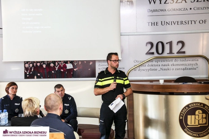 Zdjęcie nr 14 z galerii Międzynarodowe Seminarium Naukowe pt. „Rola i zadania dzielnicowego w społecznościach lokalnych”