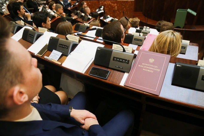 Zdjęcie nr 9 z galerii Studentka WSB Radną Młodzieżowego Sejmiku Województwa Śląskiego