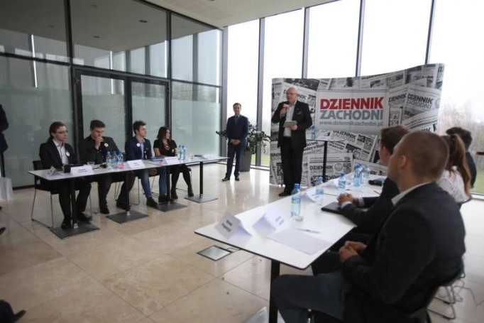 Zdjęcie nr 5 z galerii Po oksfordzku w Dzienniku Zachodnim