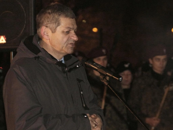 Zdjęcie nr 31 z galerii Dzień Podchorążego - przemarsz z pochodniami, wystawa i pokaz sprzętu wojskowego