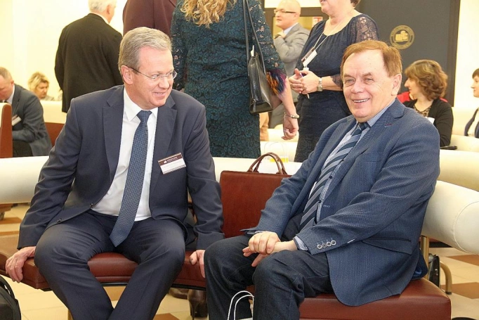 Zdjęcie nr 16 z galerii Praca dąbrowianina inspiruje współczesnych pedagogów - ogólnopolska konferencja naukowa w WSB
