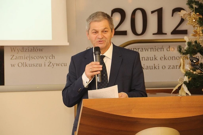 Zdjęcie nr 10 z galerii Praca dąbrowianina inspiruje współczesnych pedagogów - ogólnopolska konferencja naukowa w WSB