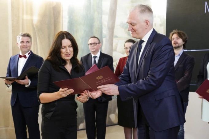 Zdjęcie nr 2 z galerii Nagrody Ministra Nauki i Szkolnictwa Wyższego dla wykładowców WSB w Dąbrowie Górniczej