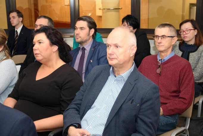 Zdjęcie nr 25 z galerii Konferencja TRANSMEC 2017: w WSB rozmawiano o transporcie w obliczu deglobalizacji
