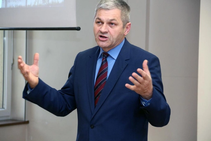 Zdjęcie nr 2 z galerii Konferencja TRANSMEC 2017: w WSB rozmawiano o transporcie w obliczu deglobalizacji
