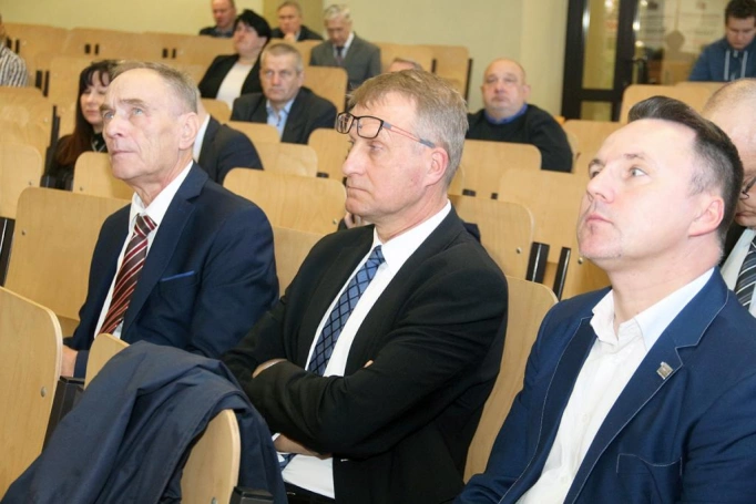 Zdjęcie nr 20 z galerii Konferencja TRANSMEC 2017: w WSB rozmawiano o transporcie w obliczu deglobalizacji