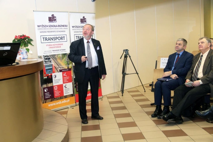 Zdjęcie nr 21 z galerii Konferencja TRANSMEC 2017: w WSB rozmawiano o transporcie w obliczu deglobalizacji