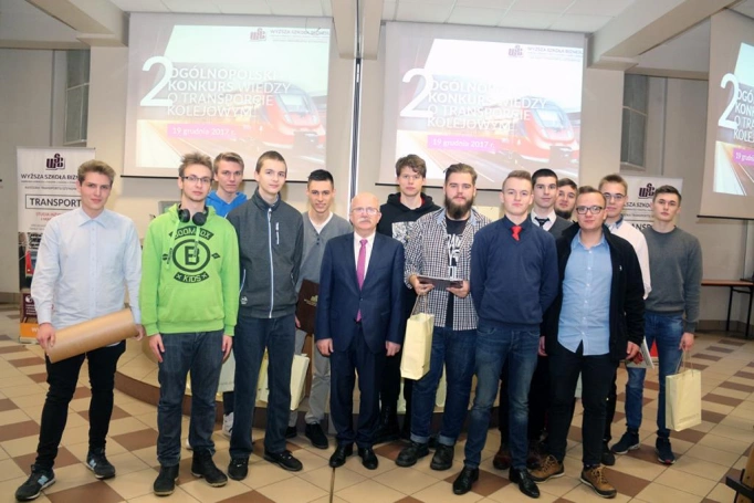 Zdjęcie nr 32 z galerii Znamy zwycięzców II Ogólnopolskiego Konkursu Wiedzy o Transporcie Kolejowym! 