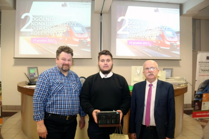 Zdjęcie nr 36 z galerii Znamy zwycięzców II Ogólnopolskiego Konkursu Wiedzy o Transporcie Kolejowym! 
