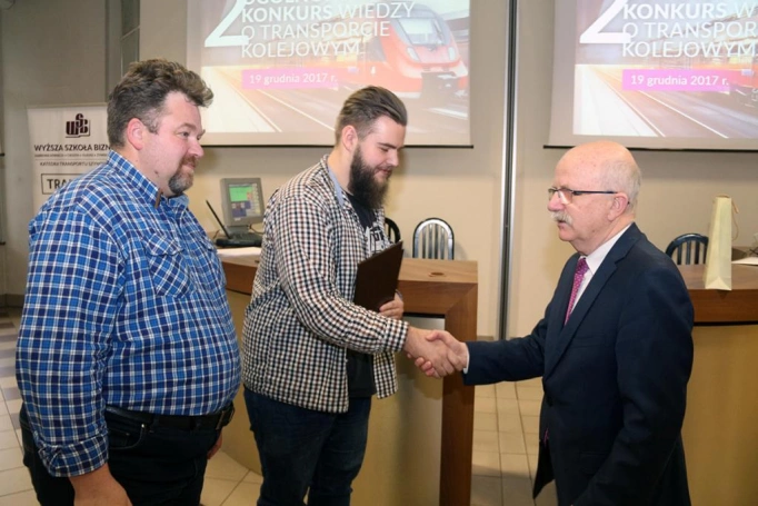 Zdjęcie nr 38 z galerii Znamy zwycięzców II Ogólnopolskiego Konkursu Wiedzy o Transporcie Kolejowym! 