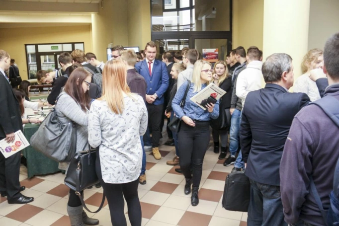 Zdjęcie nr 4 z galerii Znamy zwycięzców II Ogólnopolskiego Konkursu Wiedzy o Transporcie Kolejowym! 