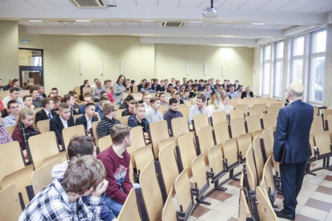 Zdjęcie nr 11 z galerii Znamy zwycięzców II Ogólnopolskiego Konkursu Wiedzy o Transporcie Kolejowym! 