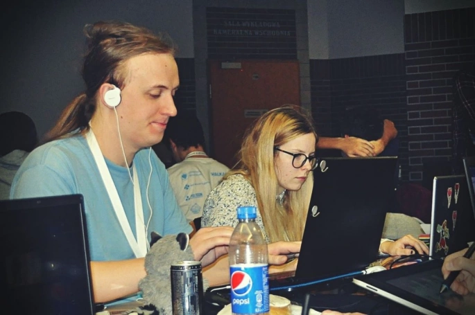 Zdjęcie nr 17 z galerii Studenci WSB w Cieszynie nagrodzeni podczas Sensei Game Jam 2017