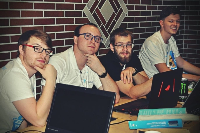 Zdjęcie nr 33 z galerii Studenci WSB w Cieszynie nagrodzeni podczas Sensei Game Jam 2017