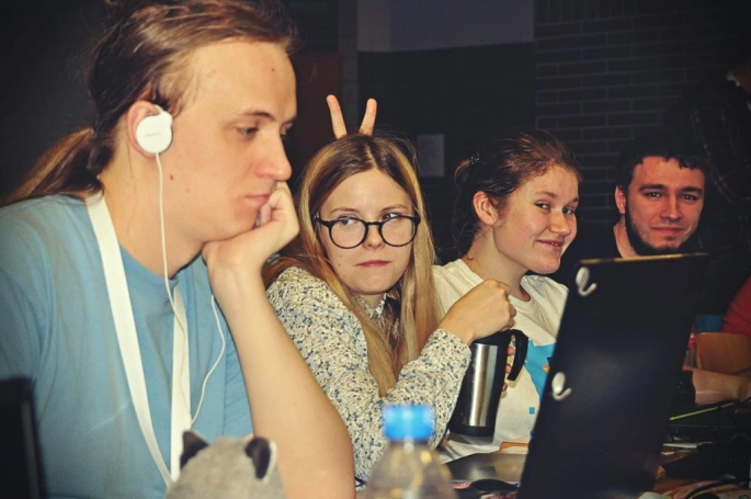 Zdjęcie nr 8 z galerii Studenci WSB w Cieszynie nagrodzeni podczas Sensei Game Jam 2017