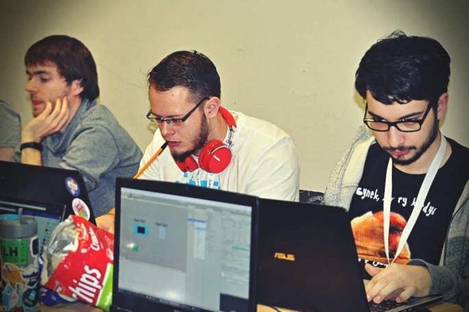 Zdjęcie nr 42 z galerii Studenci WSB w Cieszynie nagrodzeni podczas Sensei Game Jam 2017