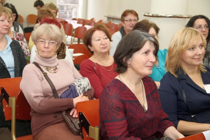 Zdjęcie nr 6 z galerii Jak osiągnąć Flow, pokaz mody i mini-targi dla pań - świętowaliśmy Dzień Kobiet w WSB