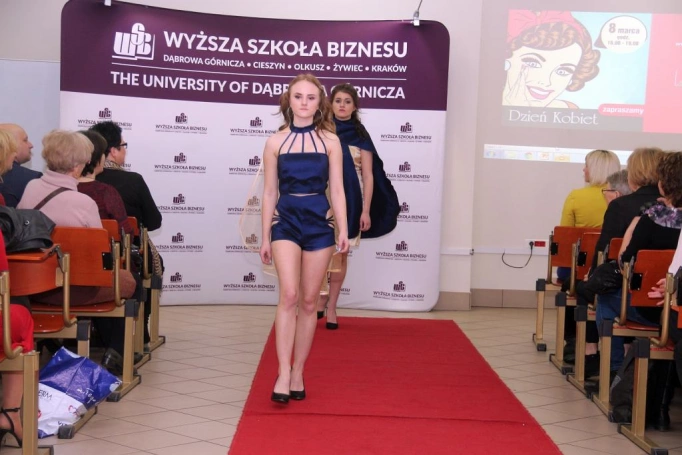 Zdjęcie nr 13 z galerii Jak osiągnąć Flow, pokaz mody i mini-targi dla pań - świętowaliśmy Dzień Kobiet w WSB